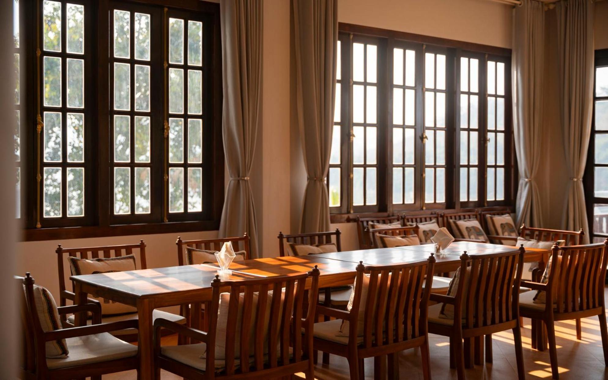 Relaxful Hotel泊岸酒店 Luang Prabang Exteriör bild