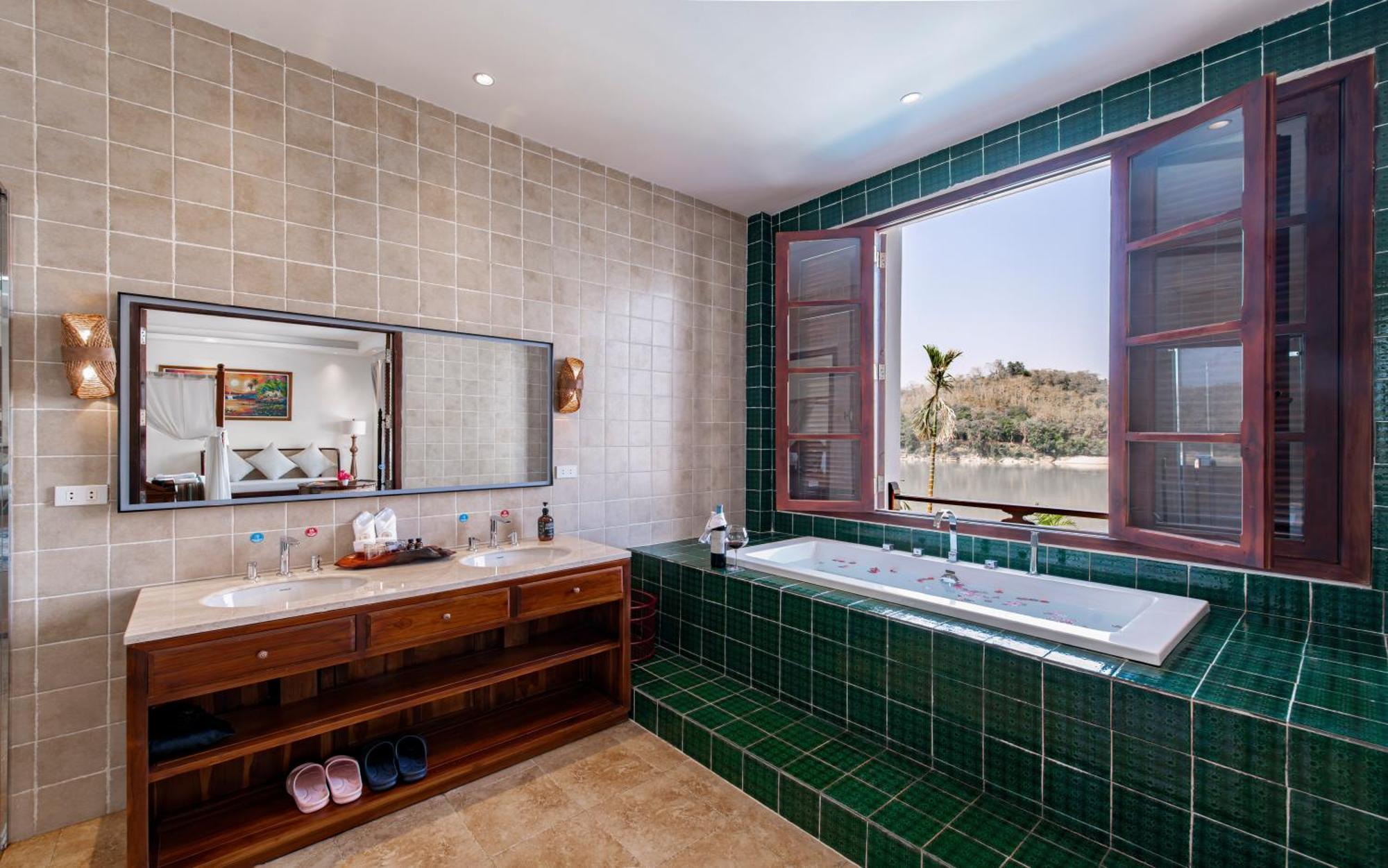 Relaxful Hotel泊岸酒店 Luang Prabang Exteriör bild